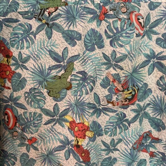 Men's Marvel Avengers Hawaiian Print Button Down Shirt Blue/Green. Size XXL - Picture 7 of 8
